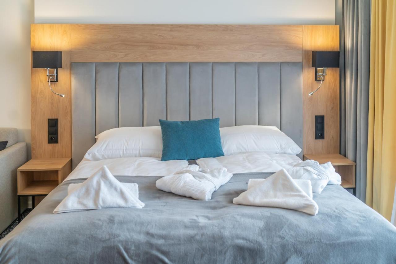 Lux Apartman V Hoteli Akvamarin Bešeňová Eksteriør bilde